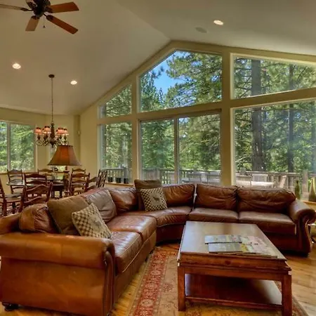 Villa Mv16: Bear Lair Estate With Hot Tub Pn1133